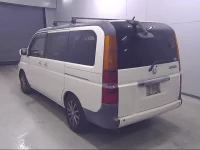 Honda STEP WAGON лот № 19066 оценка 3  с аукциона в Японии 3