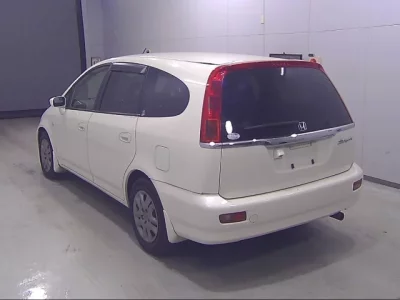 Honda STREAM  с аукциона в Японии