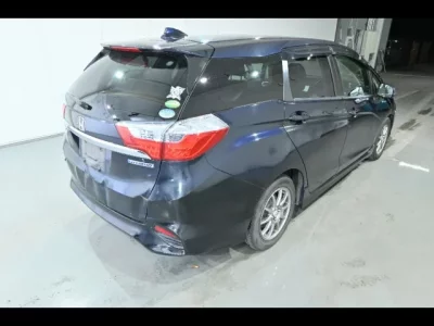 Honda SHUTTLE  с аукциона в Японии