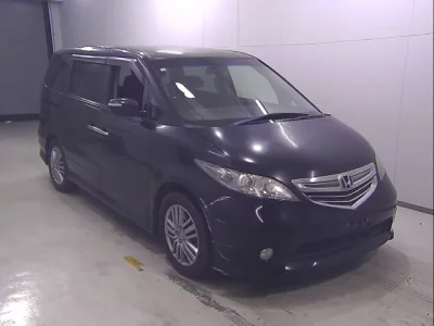 Honda ELYSION  с аукциона в Японии