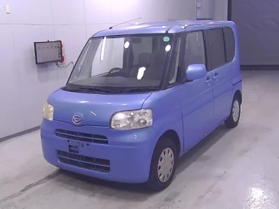 Daihatsu TANTO  с аукциона в Японии