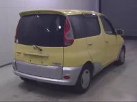 Toyota FUNCARGO лот № 19115 оценка R  с аукциона в Японии 2