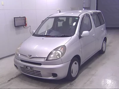 Toyota FUNCARGO  с аукциона в Японии