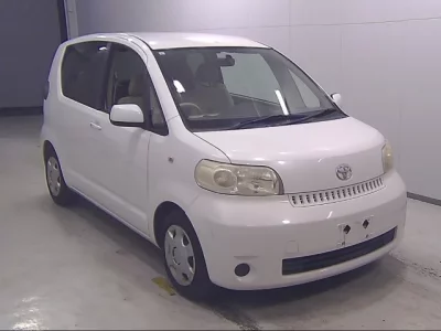 Toyota PORTE  с аукциона в Японии