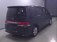 Honda STEP WAGON лот № 19164 оценка 4  с аукциона в Японии 2