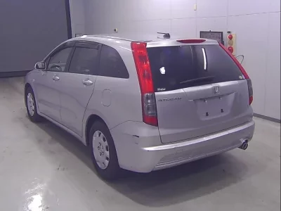 Honda STREAM  с аукциона в Японии