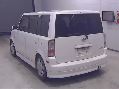 Toyota BB  с аукциона в Японии