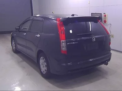 Honda STREAM  с аукциона в Японии