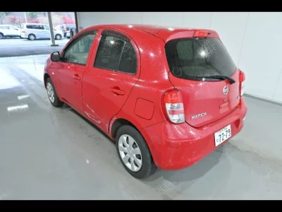 Nissan MARCH  с аукциона в Японии