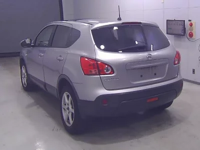 Nissan DUALIS  с аукциона в Японии