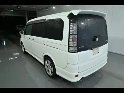 Honda STEP WAGON  с аукциона в Японии