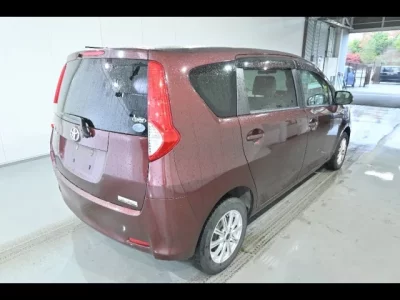 Toyota PASSO SETTE