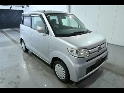 Honda ZEST  с аукциона в Японии