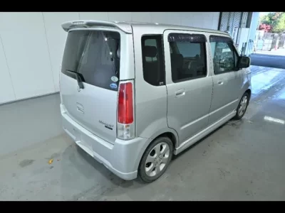 Suzuki WAGON R  с аукциона в Японии