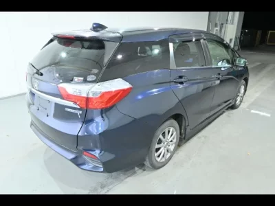 Honda SHUTTLE  с аукциона в Японии