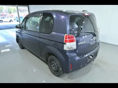 Toyota SPADE  с аукциона в Японии