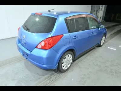 Nissan TIIDA  с аукциона в Японии