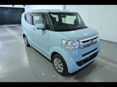 Honda N BOX SLASH