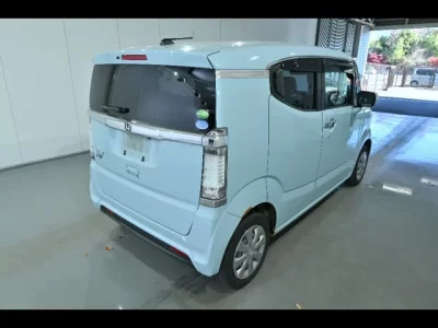 Honda N BOX SLASH