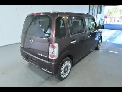 Daihatsu MIRA  с аукциона в Японии