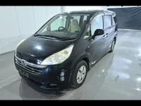Honda STEP WAGON лот № 29180 оценка 3  с аукциона в Японии 1