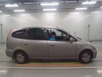 Honda STREAM лот № 10003 оценка 4  с аукциона в Японии 2