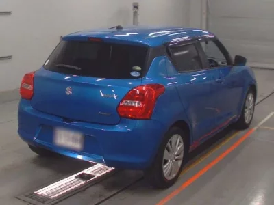 Suzuki SWIFT  с аукциона в Японии