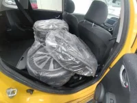 Honda FIT лот № 10014 оценка 4  с аукциона в Японии 9