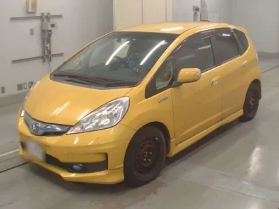 Honda FIT  с аукциона в Японии