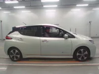 Nissan LEAF лот № 36018 оценка 4.5  с аукциона в Японии 2