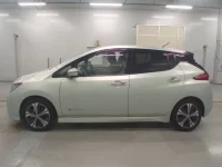 Nissan LEAF лот № 36018 оценка 4.5  с аукциона в Японии 3