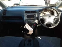 Honda STREAM лот № 70028 оценка 3.5  с аукциона в Японии 8