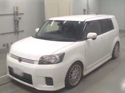 Toyota COROLLA RUMION  с аукциона в Японии