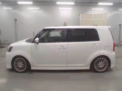 Toyota COROLLA RUMION  с аукциона в Японии