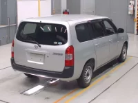 Toyota SUCCEED лот № 70030 оценка 3  с аукциона в Японии 1