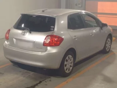 Toyota AURIS  с аукциона в Японии