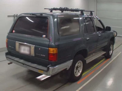 Toyota HILUX SURF  с аукциона в Японии