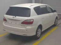 Toyota IPSUM лот № 9029 оценка RA  с аукциона в Японии 1