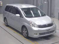 Toyota ISIS лот № 70047 оценка 3.5  с аукциона в Японии 4