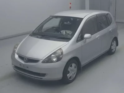 Honda FIT  с аукциона в Японии