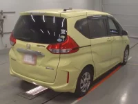 Honda FREED лот № 10058 оценка R  с аукциона в Японии 1