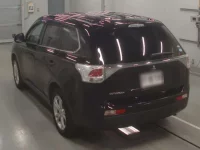 Mitsubishi OUTLANDER лот № 10057 оценка 3.5  с аукциона в Японии 5