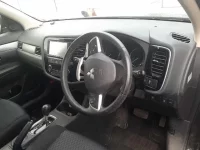 Mitsubishi OUTLANDER лот № 10057 оценка 3.5  с аукциона в Японии 6