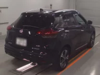 Nissan KIX лот № 36041 оценка 4.5  с аукциона в Японии 1