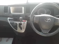 Toyota ISIS лот № 70072 оценка 3.5  с аукциона в Японии 8