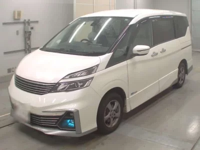 Nissan SERENA  с аукциона в Японии
