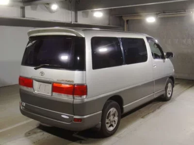 Toyota HIACE REGIUS