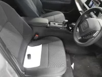 Toyota PRIUS лот № 36048 оценка 5  с аукциона в Японии 7