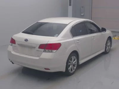 Subaru LEGACY B4  с аукциона в Японии