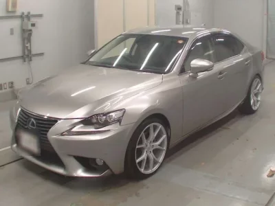 Lexus IS  с аукциона в Японии